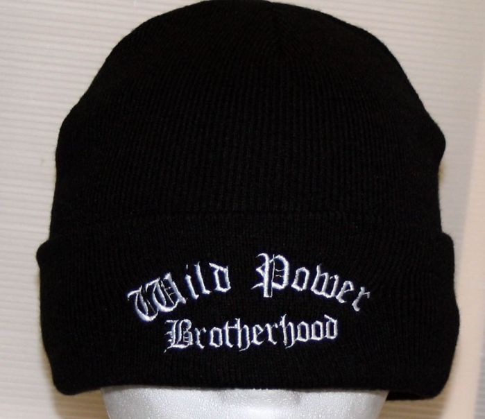 Wild Power Beanie Strickmütze1